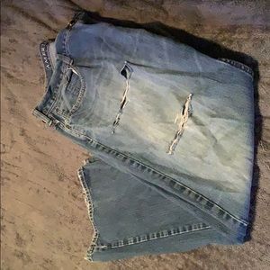American eagle. Ripped jeans. 38x32